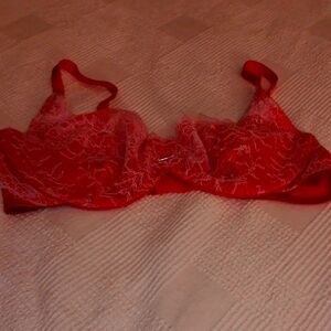 Victoria Secret Elegant Red Lace Bra